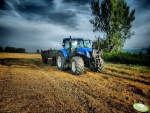 New Holland T7030