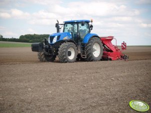 New Holland T7030AC + Horsch Express 3TD