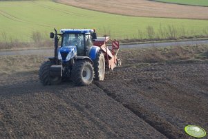 New Holland T7030AC + Horsch Express 3TD