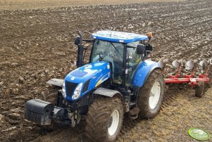 New Holland T7030AC + Unia ibis xxls 5 vario