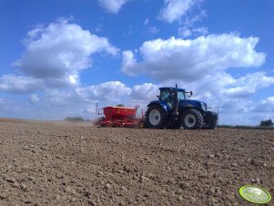 New Holland T7040 & Vaderstad Rapid 300S