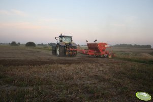 New Holland T7040 + Väderstad