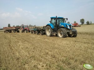 New Holland T7040