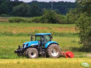 New Holland t7050 