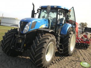 New Holland T7070 AC