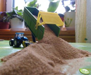 New Holland T7070 + przyczepa