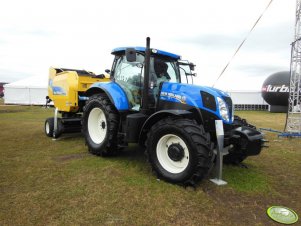 New Holland T7.210 + BR7060