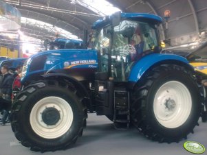 New Holland T7.210