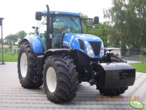 New Holland T7.220