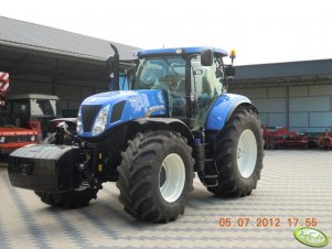 New Holland T7.220