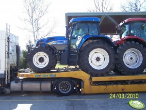 New Holland T7510