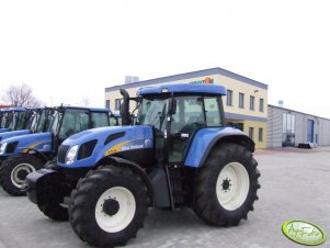 New Holland T7510