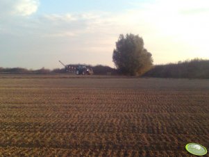 New Holland T7520 i Kverneland Es 95