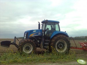 New Holland T8030