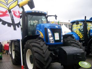 New Holland T8030