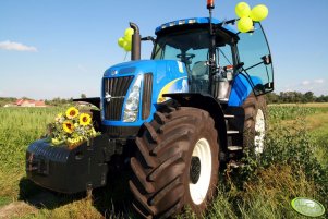 New Holland T8030