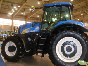 New Holland T8050