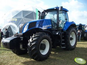 New Holland T8.275