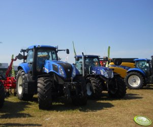 New Holland T8