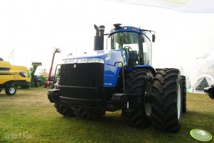 New Holland T9060