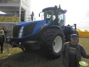 New Holland T9.560