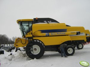 New Holland TC 5070