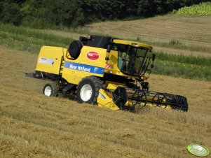 New Holland TC 5070