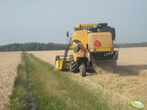 New Holland TC5050