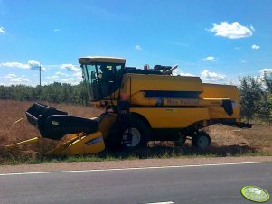 New Holland TC5050