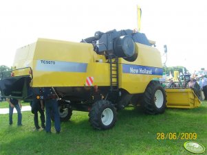 New Holland TC5070