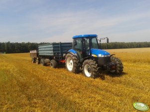 New Holland TD 5030 + przyczepy 