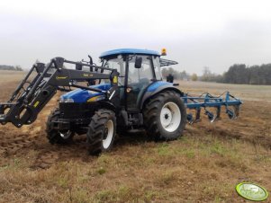 New Holland TD 5030 z pługiem