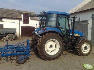 New Holland TD5010