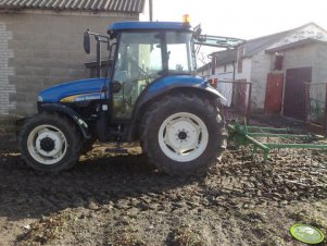 New Holland TD5010