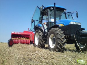 New Holland TD5020 & Famarol Z511