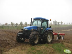 New Holland TD5030 + Agro-Masz 4x40cm