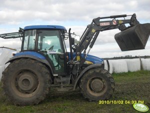 New Holland TD5040