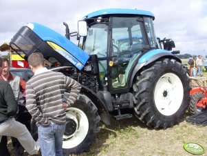 New Holland TD5050