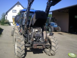 New Holland TD5050 