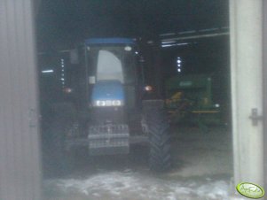 New Holland TD5050