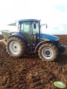 New Holland TD5050