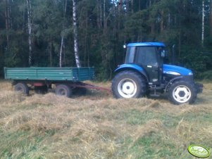 New Holland TD70D + Przyczepa 