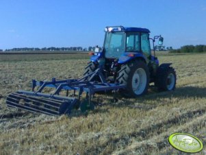 New Holland TD80D + agregat ścierniskowy