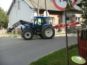 New Holland TD80D + Kverneland 4 skib