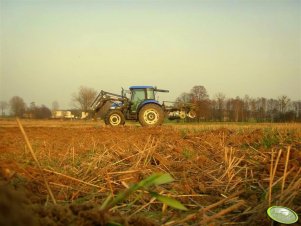 New Holland TD80D Plus + Talerzówka