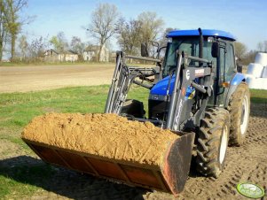 New Holland TD80D Plus