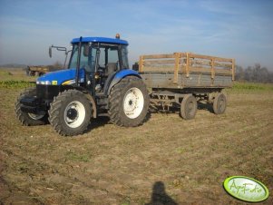 New Holland TD80D + przyczepa