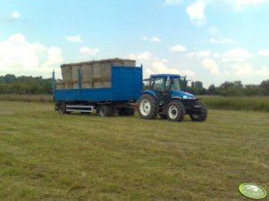 New Holland TD80D + przyczepa