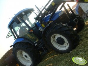 New Holland TD80D + Tur + spychacz 