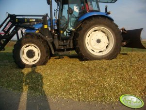 New Holland TD80D + Tur + spychacz 